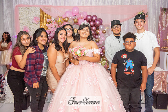 Brianna Villafan Quinceanera photography and video at Kenneth Hahn State Park in Los Angeles Ca, Salehs Palace reception hall in Whittier Ca by Gustavo Villarreal photography