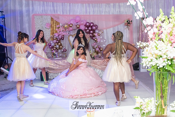 Brianna Villafan Quinceanera photography and video at Kenneth Hahn State Park in Los Angeles Ca, Salehs Palace reception hall in Whittier Ca by Gustavo Villarreal photography