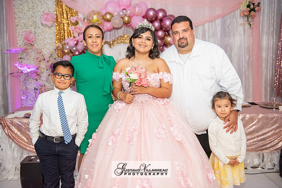 Brianna Villafan Quinceanera photography and video at Kenneth Hahn State Park in Los Angeles Ca, Salehs Palace reception hall in Whittier Ca by Gustavo Villarreal photography