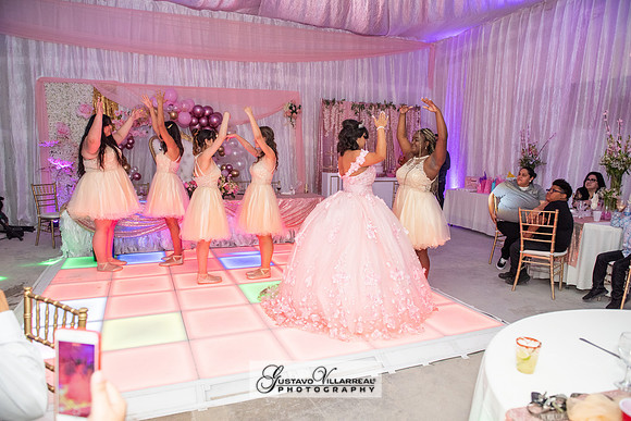 Brianna Villafan Quinceanera photography and video at Kenneth Hahn State Park in Los Angeles Ca, Salehs Palace reception hall in Whittier Ca by Gustavo Villarreal photography