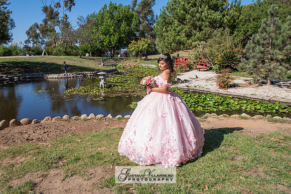 Brianna Villafan Quinceanera photography and video at Kenneth Hahn State Park in Los Angeles Ca, Salehs Palace reception hall in Whittier Ca by Gustavo Villarreal photography