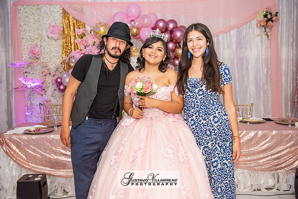 Brianna Villafan Quinceanera photography and video at Kenneth Hahn State Park in Los Angeles Ca, Salehs Palace reception hall in Whittier Ca by Gustavo Villarreal photography