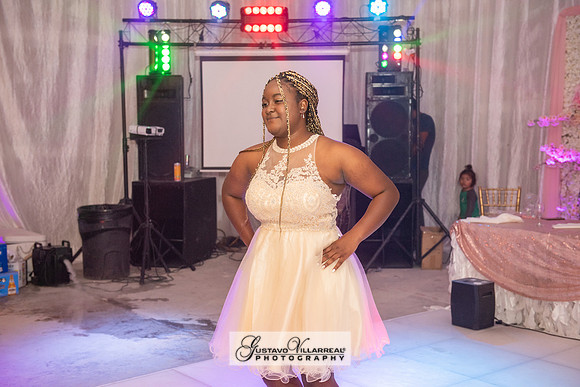 Brianna Villafan Quinceanera photography and video at Kenneth Hahn State Park in Los Angeles Ca, Salehs Palace reception hall in Whittier Ca by Gustavo Villarreal photography