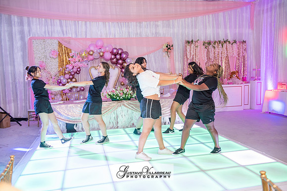 Brianna Villafan Quinceanera photography and video at Kenneth Hahn State Park in Los Angeles Ca, Salehs Palace reception hall in Whittier Ca by Gustavo Villarreal photography