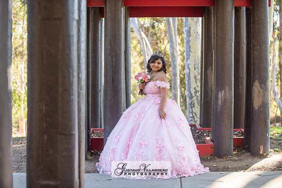 Brianna Villafan Quinceanera photography and video at Kenneth Hahn State Park in Los Angeles Ca, Salehs Palace reception hall in Whittier Ca by Gustavo Villarreal photography