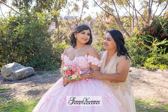 Brianna Villafan Quinceanera photography and video at Kenneth Hahn State Park in Los Angeles Ca, Salehs Palace reception hall in Whittier Ca by Gustavo Villarreal photography