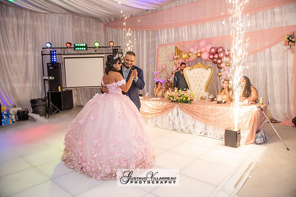 Brianna Villafan Quinceanera photography and video at Kenneth Hahn State Park in Los Angeles Ca, Salehs Palace reception hall in Whittier Ca by Gustavo Villarreal photography