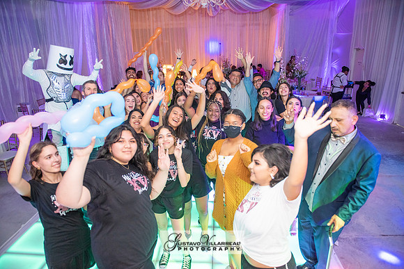 Brianna Villafan Quinceanera photography and video at Kenneth Hahn State Park in Los Angeles Ca, Salehs Palace reception hall in Whittier Ca by Gustavo Villarreal photography