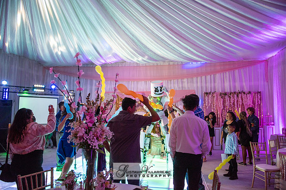 Brianna Villafan Quinceanera photography and video at Kenneth Hahn State Park in Los Angeles Ca, Salehs Palace reception hall in Whittier Ca by Gustavo Villarreal photography