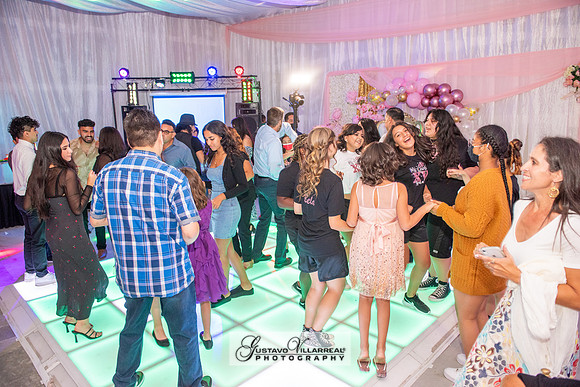 Brianna Villafan Quinceanera photography and video at Kenneth Hahn State Park in Los Angeles Ca, Salehs Palace reception hall in Whittier Ca by Gustavo Villarreal photography