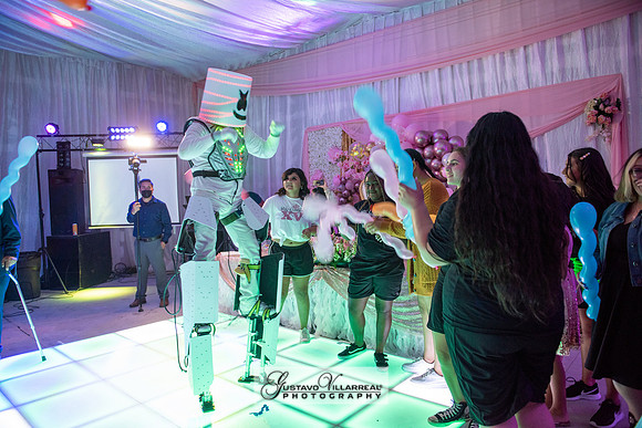 Brianna Villafan Quinceanera photography and video at Kenneth Hahn State Park in Los Angeles Ca, Salehs Palace reception hall in Whittier Ca by Gustavo Villarreal photography