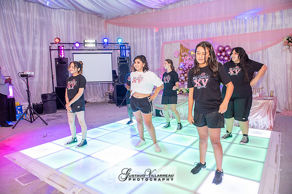 Brianna Villafan Quinceanera photography and video at Kenneth Hahn State Park in Los Angeles Ca, Salehs Palace reception hall in Whittier Ca by Gustavo Villarreal photography