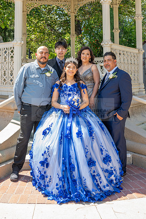 Violeta Noemi quinceanera celebration, photographer , videographer in Hacienda Heights Ca, Montebello Ca, Gustavo Villarreal Photography, 323-633-8283, www.gvphotoandvideo.com