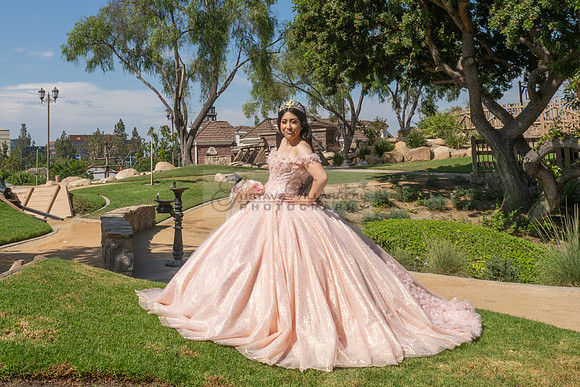 Grace Navarrete quinceanera photography, videography session at Heritage Park in Cerritos Ca, Gustavo Villarreal Photography, 323-633-8283, www.gvphotoandvideo.com