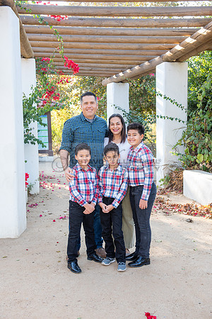 Family photo session, maternity, engagements,  at Bosque del Rio