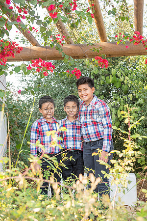 Family photo session, maternity, engagements,  at Bosque del Rio