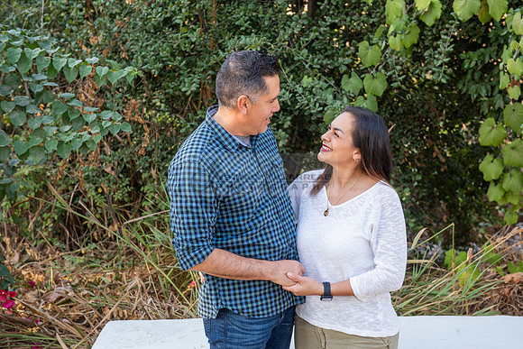 Family photo session, maternity, engagements,  at Bosque del Rio