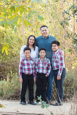 Family photo session, maternity, engagements,  at Bosque del Rio