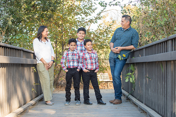 Family photo session, maternity, engagements,  at Bosque del Rio