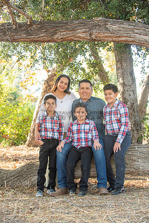 Family photo session, maternity, engagements,  at Bosque del Rio