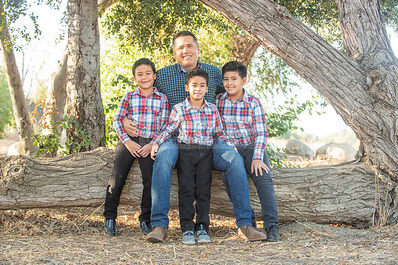 Family photo session, maternity, engagements,  at Bosque del Rio