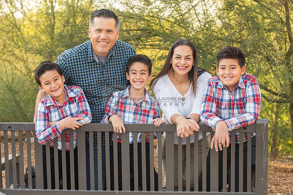 Family photo session, maternity, engagements,  at Bosque del Rio