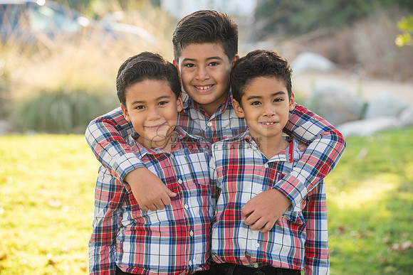 Family photo session, maternity, engagements,  at Bosque del Rio