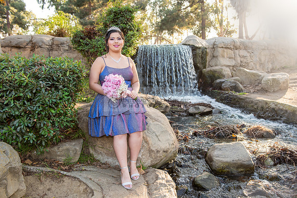 Melissa quinceanera photo session at Kenneth Hahn State Recreation park in Los Angeles Ca, photographer, www.gustavovillarreal.com, 323-633-8283