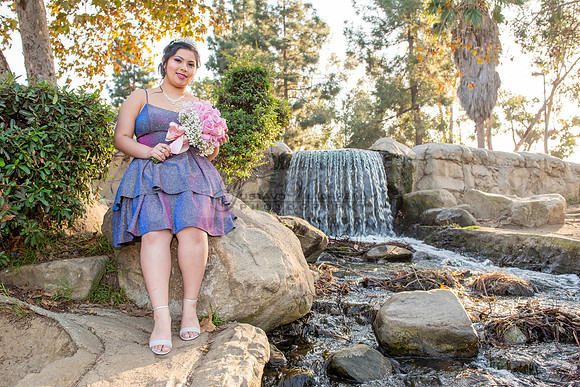 Melissa quinceanera photo session at Kenneth Hahn State Recreation park in Los Angeles Ca, photographer, www.gustavovillarreal.com, 323-633-8283
