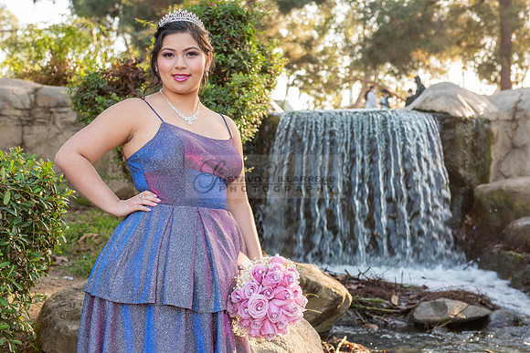 Melissa quinceanera photo session at Kenneth Hahn State Recreation park in Los Angeles Ca, photographer, www.gustavovillarreal.com, 323-633-8283