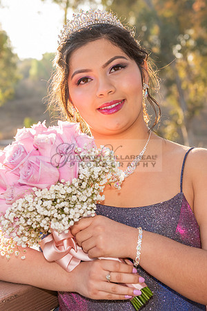 Melissa quinceanera photo session at Kenneth Hahn State Recreation park in Los Angeles Ca, photographer, www.gustavovillarreal.com, 323-633-8283
