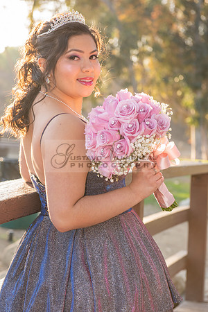 Melissa quinceanera photo session at Kenneth Hahn State Recreation park in Los Angeles Ca, photographer, www.gustavovillarreal.com, 323-633-8283