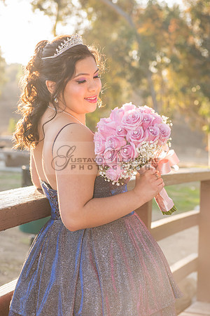 Melissa quinceanera photo session at Kenneth Hahn State Recreation park in Los Angeles Ca, photographer, www.gustavovillarreal.com, 323-633-8283