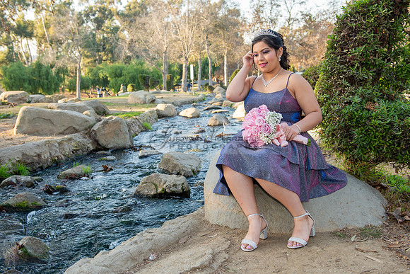 Melissa quinceanera photo session at Kenneth Hahn State Recreation park in Los Angeles Ca, photographer, www.gustavovillarreal.com, 323-633-8283
