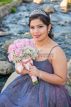 Melissa quinceanera photo session at Kenneth Hahn State Recreation park in Los Angeles Ca, photographer, www.gustavovillarreal.com, 323-633-8283