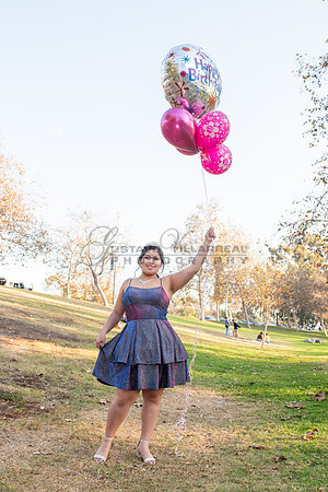 Melissa quinceanera photo session at Kenneth Hahn State Recreation park in Los Angeles Ca, photographer, www.gustavovillarreal.com, 323-633-8283