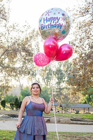 Melissa quinceanera photo session at Kenneth Hahn State Recreation park in Los Angeles Ca, photographer, www.gustavovillarreal.com, 323-633-8283
