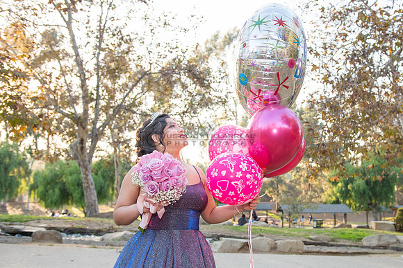 Melissa quinceanera photo session at Kenneth Hahn State Recreation park in Los Angeles Ca, photographer, www.gustavovillarreal.com, 323-633-8283