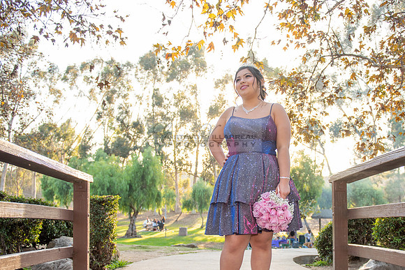 Melissa quinceanera photo session at Kenneth Hahn State Recreation park in Los Angeles Ca, photographer, www.gustavovillarreal.com, 323-633-8283