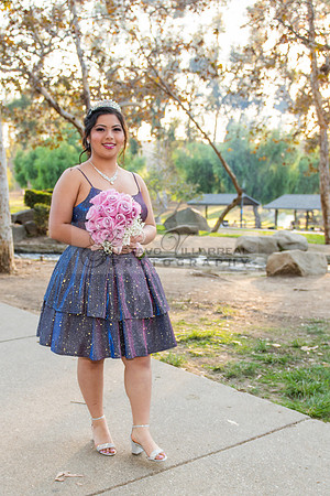 Melissa quinceanera photo session at Kenneth Hahn State Recreation park in Los Angeles Ca, photographer, www.gustavovillarreal.com, 323-633-8283
