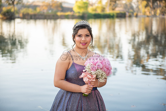 Melissa quinceanera photo session at Kenneth Hahn State Recreation park in Los Angeles Ca, photographer, www.gustavovillarreal.com, 323-633-8283
