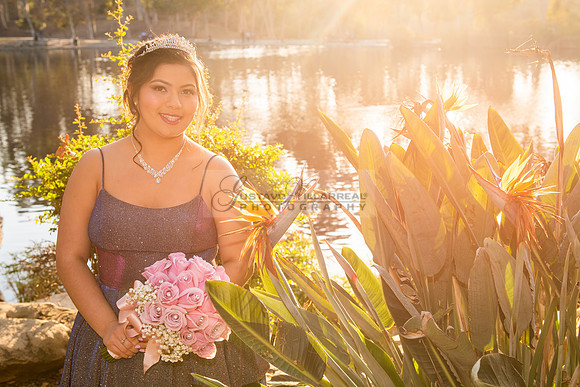 Melissa quinceanera photo session at Kenneth Hahn State Recreation park in Los Angeles Ca, photographer, www.gustavovillarreal.com, 323-633-8283