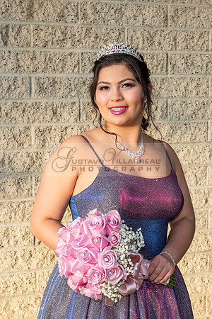 Melissa quinceanera photo session at Kenneth Hahn State Recreation park in Los Angeles Ca, photographer, www.gustavovillarreal.com, 323-633-8283