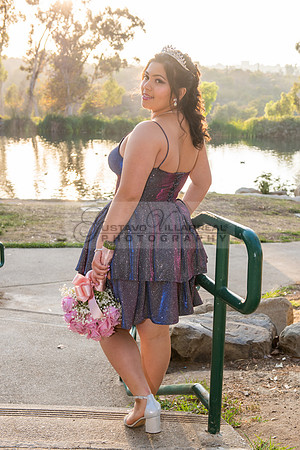 Melissa quinceanera photo session at Kenneth Hahn State Recreation park in Los Angeles Ca, photographer, www.gustavovillarreal.com, 323-633-8283