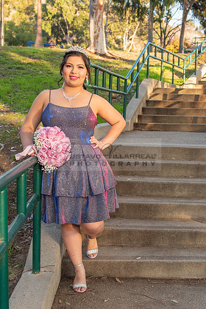 Melissa quinceanera photo session at Kenneth Hahn State Recreation park in Los Angeles Ca, photographer, www.gustavovillarreal.com, 323-633-8283