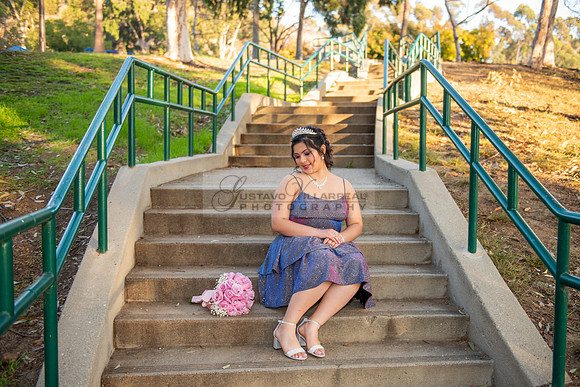 Melissa quinceanera photo session at Kenneth Hahn State Recreation park in Los Angeles Ca, photographer, www.gustavovillarreal.com, 323-633-8283