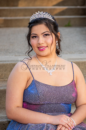 Melissa quinceanera photo session at Kenneth Hahn State Recreation park in Los Angeles Ca, photographer, www.gustavovillarreal.com, 323-633-8283