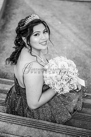 Melissa quinceanera photo session at Kenneth Hahn State Recreation park in Los Angeles Ca, photographer, www.gustavovillarreal.com, 323-633-8283