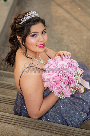 Melissa quinceanera photo session at Kenneth Hahn State Recreation park in Los Angeles Ca, photographer, www.gustavovillarreal.com, 323-633-8283