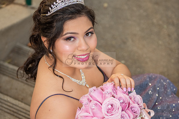 Melissa quinceanera photo session at Kenneth Hahn State Recreation park in Los Angeles Ca, photographer, www.gustavovillarreal.com, 323-633-8283